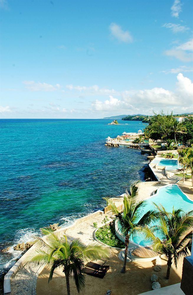 Whispering Seas Jamaica Lägenhet Ocho Rios Exteriör bild